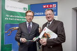 Bildtext: LR Christian Buchmann und WK-Präsident Peter Mühlbacher (v.l.)