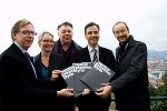 v.l.: Christian Buchmann (Landesrat für Wirtschaft, Europa und Kultur), Lisa Rücker (Vizebürgermeisterin der Stadt Graz), Eberhard Schrempf (GF Creative Industries Styria), Siegfried Nagl (Bürgermeister der Stadt Graz), Heimo Lercher (Wirtschaftskammer Steiermark) © ochoresotto
