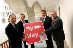 v.l.: Mag. Franz Kerber (Vorstandsdirektor der Steiermärkischen Sparkasse), Dr. Christian Buchmann (Landesrat für Wirtschaft, Europa und Kultur), Ing. Josef Herk (Präsident der Wirtschaftskammer Steiermark) und Dr. Burghard Kaltenbeck (Geschäftsführer der Steirischen Wirtschaftsförderung SFG) © SFG/Frankl