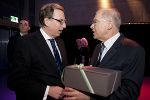 Landesrat Dr. Christian Buchmann mit AVL-Chef Prof. Helmut List.