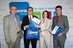 v.l.: Kai Voigt (AVL), Christian Buchmann, Stefanie Lindstaedt, Andreas Avender. © Know-Center/ J. Konstantinov v.l.: Kai Voigt (AVL), Christian Buchmann, Stefanie Lindstaedt, Andreas Avender.