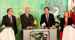 v.l.: LR Buchmann, LH-Vize Schützenhöfer, LH Voves und LR Vollath bei der heutigen Pressekonferenz im Weißen Saal der Grazer Burg. © steiermark.at/Leiss