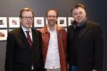 v.l.: Christian Buchmann (Landesrat für Wirtschaft, Europa und Kultur), Martin Breuer Bono (Designer), Eberhard Schrempf (Geschäftsführer Creative Industries Styria). © Creative Industries Styria v.l.: Christian Buchmann (Landesrat für Wirtschaft, Europa und Kultur), Martin Breuer Bono (Designer), Eberhard Schrempf (Geschäftsführer Creative Industries Styria).