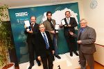 v.l.: Dr. Karl Grabner (Vorstand Binder+Co AG), Dr. Christian Buchmann (Landesrat für Wirtschaft, Europa und Kultur), Ing. Michael Schober (Geschäftsführer Pieps GmbH), DI Andreas Mühlberger (Geschäftsführer NXP Semiconductors Austria GmbH), Dr. Burghard Kaltenbeck (Geschäftsführer Steirische Wirtschaftsförderung SFG). © Frankl v.l.: Dr. Karl Grabner (Vorstand Binder+Co AG), Dr. Christian Buchmann (Landesrat für Wirtschaft, Europa und Kultur), Ing. Michael Schober (Geschäftsführer Pieps GmbH), DI Andreas Mühlberger (Geschäftsführer NXP Semiconductors Austria GmbH), Dr. Burghard Kaltenbeck (Geschäftsführer Steirische Wirtschaftsförderung SFG).