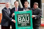 v.l.: DI Alexander Pongratz (Landesinnungsmeister Bau), Dr. Christian Buchmann (Wirtschaftslandesrat), Alfred Tomberger (Geschäftsführer Cool & Fresh), Abg. z. NR Josef Muchitsch (Vorsitzender Konjunkturforum Bau). © Trabi v.l.: DI Alexander Pongratz (Landesinnungsmeister Bau), Dr. Christian Buchmann (Wirtschaftslandesrat), Alfred Tomberger (Geschäftsführer Cool & Fresh), Abg. z. NR Josef Muchitsch (Vorsitzender Konjunkturforum Bau).