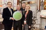 v.l.: Christian Buchmann (Landesrat für Wirtschaft, Europa und Kultur), Hans-Werner Schlichte (Geschäftsführer Destillerie Bauer), Eberhard Schrempf (Geschäftsführer Creative Industries Styria), Sabine Friedrich (IWK Beratungs GmbH). © Creative Industries Styria v.l.: Christian Buchmann (Landesrat für Wirtschaft, Europa und Kultur), Hans-Werner Schlichte (Geschäftsführer Destillerie Bauer), Eberhard Schrempf (Geschäftsführer Creative Industries Styria), Sabine Friedrich (IWK Beratungs GmbH).