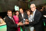 Christian Buchmann (Wirtschaftslandesrat), Heimo Lercher (Obmann der FG Werbung und Marktkommunikation in der WKO Steiermark) mit Gattin sowie Gerhard Rüsch (Wirtschaftsstadtrat) mit Gattin © Green Panther/Frankl
