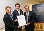 Präsident Ing. Josef Herk, Staatssekretär Dr. Harald Mahrer  und Landesrat Dr. Christian Buchmann unterzeichneten Kooperationsabkommen zur Initiative „Land der Gründer“. © Robert Frankl