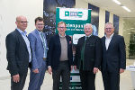v.l.: Dr. Ulrich Müller, DI (FH) Erhard Pretterhofer, LR Dr. Christian Buchmann, ÖR DI Heinz Gach, Mag. Thomas Spann. © Holzcluster Steiermark v.l.: Dr. Ulrich Müller, DI (FH) Erhard Pretterhofer, LR Dr. Christian Buchmann, ÖR DI Heinz Gach, Mag. Thomas Spann.