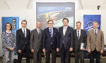 v.l.: DI Dr. Irmela Kofler (K1-MET), DI Mag. Peter Karner (voestalpine Stahl Donawitz), DI Walter Hammerer (RHI AG Leoben), Landesrat Dr. Christian Buchmann, Rektor DI Dr. Wilfried Eichlseder (Montanuni Leoben), DI Dr. Johannes Schenk (K1-MET), DI Andreas Flick (Primetals Technologies Austria GmbH). © steiermark.at/Leiß