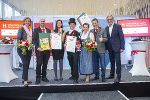 Wirtschaftslandesrätin Barbara Eibinger-Miedl (li.) und WKO Steiermark Präsident Josef Herk (re.) gratulieren den Nachfolgern des Jahres 2019 (v.l.): Ronald Hohl mit Ehefrau, Christoph Kagerbauer, Birgit und Christoph Rodler.