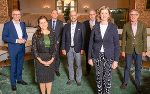 Soziallandesrätin Doris Kampus und Wirtschaftslandesrätin Barbara Eibinger-Miedl analysierten mit den Spitzen der steirischen Sozialpartner und des AMS die Lage am Arbeitsmarkt. © Land Steiermark/Drechsler; Nutzung bei Quellenangabe honorarfrei